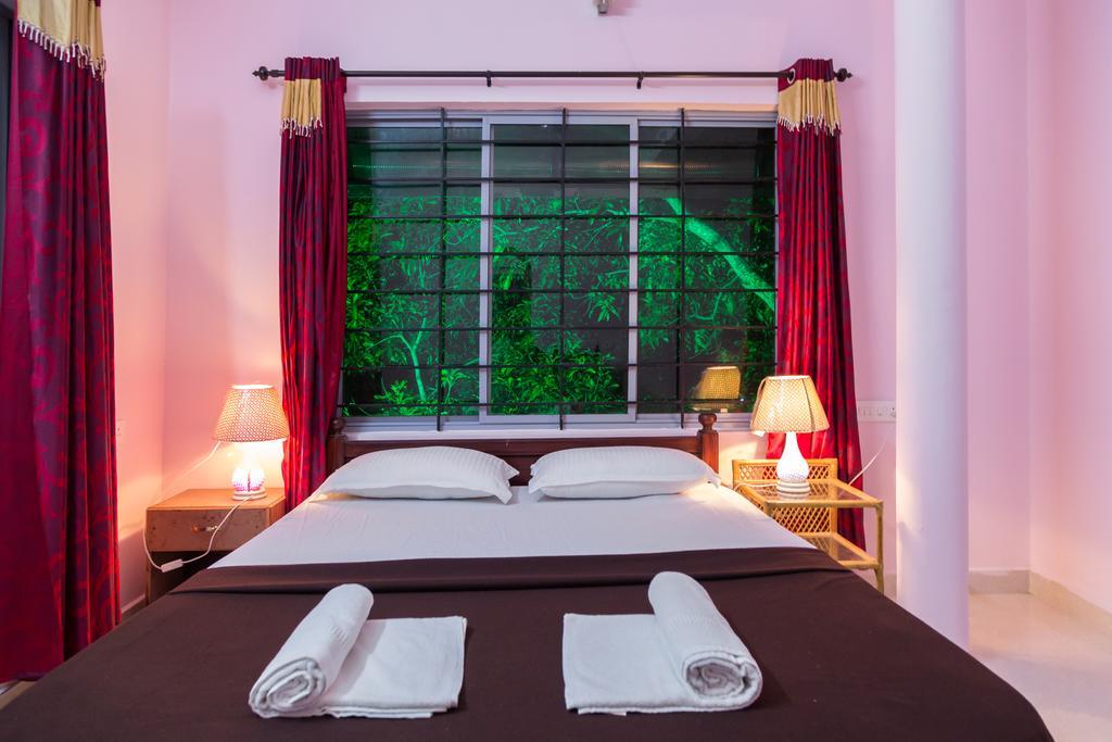 Orchid Lake View Homestay Alappuzha Eksteriør billede
